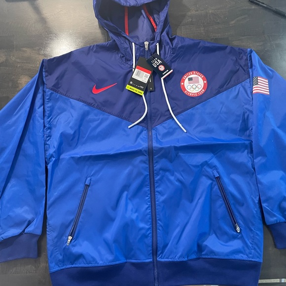 NIKE Team USA Windrunner Woven Hooded Jacket men’s large - Picture 6 of 6